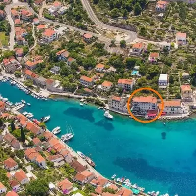 Apartments Seafront Paradise