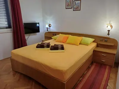 Krevet ili kreveti u jedinici u objektu VILLA LEO - private pool - seaview - pets welcome - luxury villa on 1000 m2