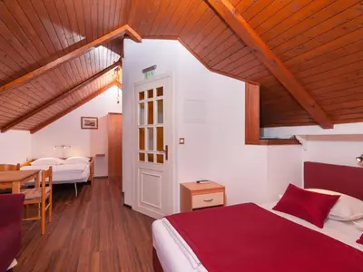 Krevet ili kreveti u jedinici u objektu Apartment Gemütliche Wohnung in Omiš mit Privatem Balkon by Interhome