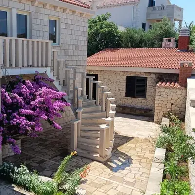 Apartment Appartement Ana by Interhome