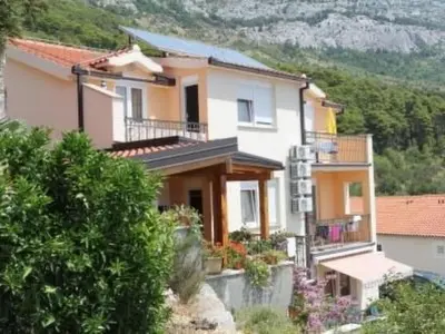 Pogled na planine ili pogled na planine iz apartmana
