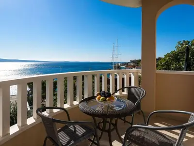 Balkon ili terasa u objektu Apartment in Dugi Rat mit Großer Terrasse by Interhome
