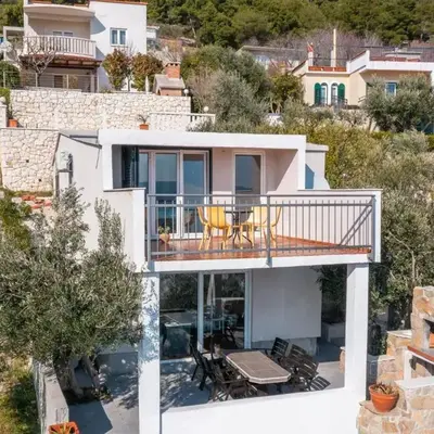 Holiday Home Mirabilis - Privates Strandhaus by Interhome