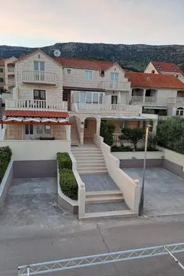 Zgrada u kojoj se nalazi apartman