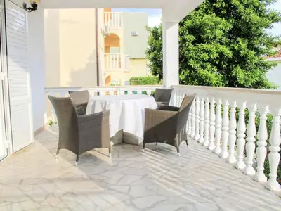 Balkon ili terasa u objektu Apartment Weiße Idylle auf dem blauen Meer by Interhome