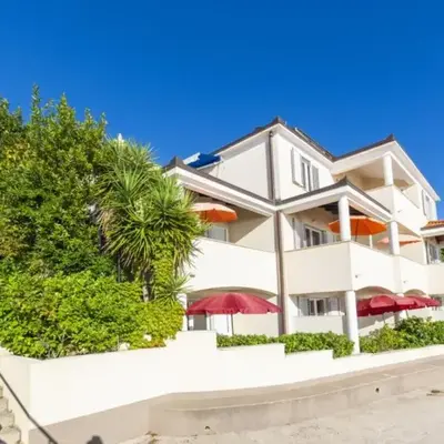 Apartments Radevenjić