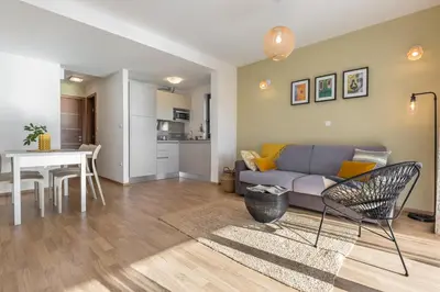 Kuhinja ili čajna kuhinja u objektu Villa REANA