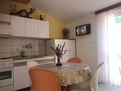 Kuhinja ili čajna kuhinja u objektu Apartments Godo