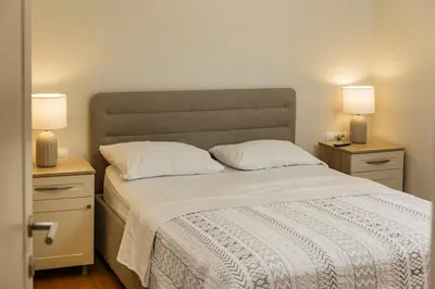 Krevet ili kreveti u jedinici u objektu Seaside Luxury Villa with Jacuzzi and Sea View, Omiš