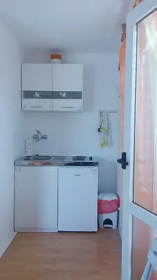 Kuhinja ili čajna kuhinja u objektu Studio apartment in town center
