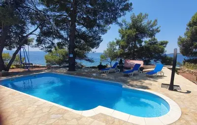 Bazen u objektu House Ivana ili u blizini