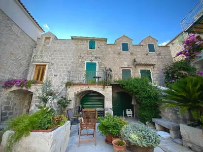 Zgrada u kojoj se nalazi apartman