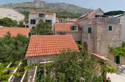 Pogled na planine ili pogled na planine iz apartmana