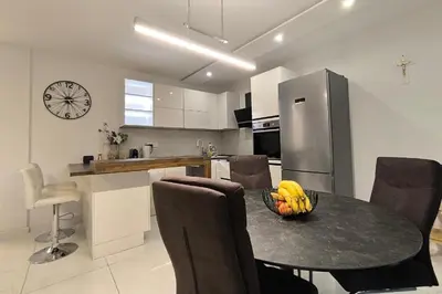 Kuhinja ili čajna kuhinja u objektu Apartments by the sea Podstrana, Split - 25140