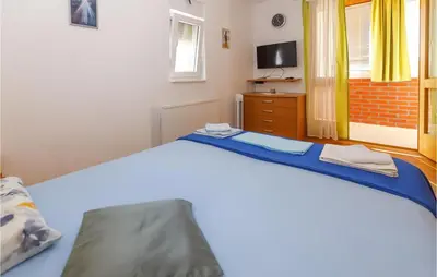 Krevet ili kreveti u jedinici u objektu Stunning Apartment In Brela With Wifi