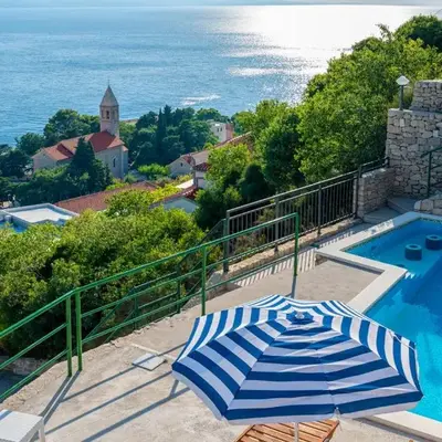 Brela Seaview Apartment with Swimming Pool & Parking