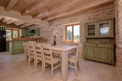 Kuhinja ili čajna kuhinja u objektu Villa Miranda Hvar