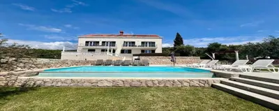 Tlocrt objekta Ferienhaus mit Terrasse, Grill und privatem Pool
