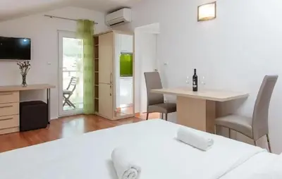Krevet ili kreveti u jedinici u objektu Cozy Apartment In Podstrana With Wifi