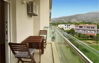 Pogled na planine ili pogled na planine iz apartmana