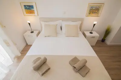 Krevet ili kreveti u jedinici u objektu Helvetia Sunny Apartments - Free Private Parking