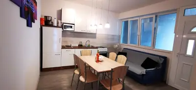 Kuhinja ili čajna kuhinja u objektu Apartments KK