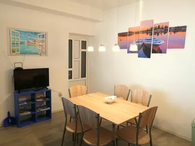 TV i/ili zabavni centar u objektu Apartments KK