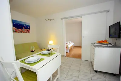 TV i/ili zabavni centar u objektu Apartments Omo 1