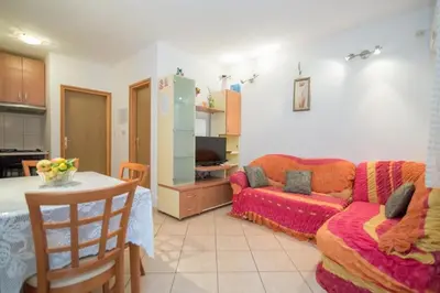 Kuhinja ili čajna kuhinja u objektu Apartments Longo