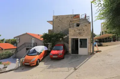 Zgrada u kojoj se nalazi apartman