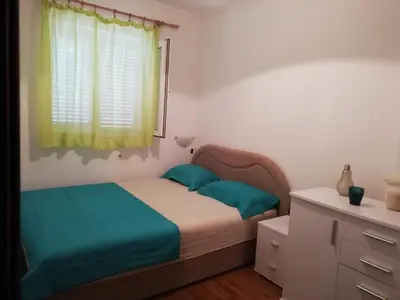 Krevet ili kreveti u jedinici u objektu Apartments with a parking space Stanici, Omis - 11376
