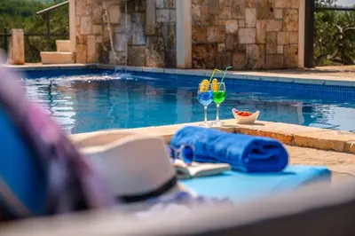 Bazen u objektu Holiday Home Gabelot ili u blizini