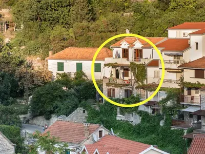 Zgrada u kojoj se nalazi apartman