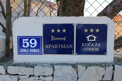 Certifikat, nagrada, logo ili neki drugi dokument izložen u objektu Guest house Ivo