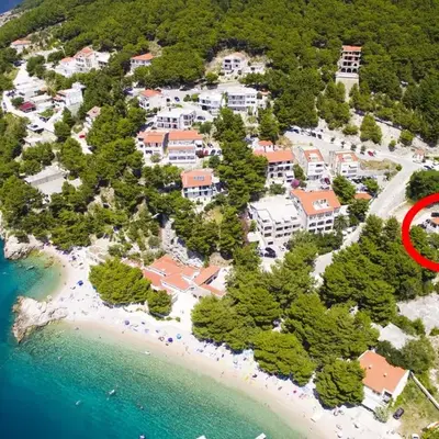 Apartments and rooms by the sea Brela