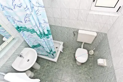 Kupaonica u objektu Triple Room Brela 6056a