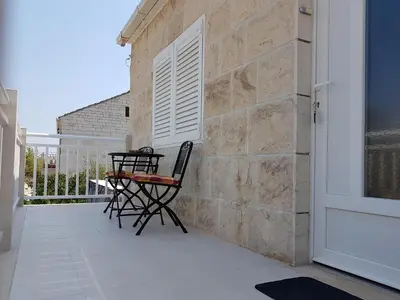 Balkon ili terasa u objektu Apartments by the sea Sumartin, Brac - 5619
