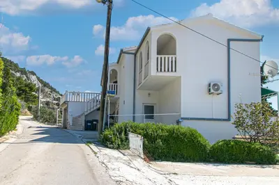 Zgrada u kojoj se nalazi apartman