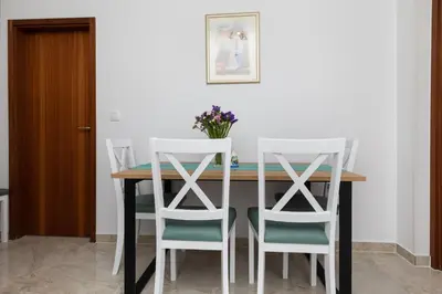 Tlocrt objekta Apartments with parking space Pisak, Omis - 5975