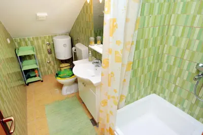 Kupaonica u objektu Apartments and rooms by the sea Sumartin, Brac - 5645