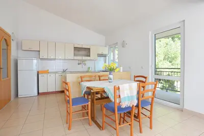 Kuhinja ili čajna kuhinja u objektu Apartments with parking space Brela, Makarska - 6043