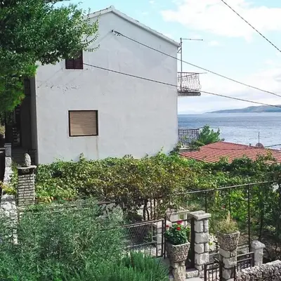Apartments by the sea Mimice
