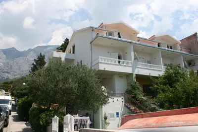 Pogled na planine ili pogled na planine iz apartmana