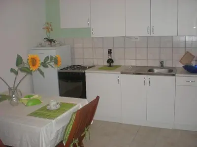 Kuhinja ili čajna kuhinja u objektu Seaside family friendly house with a swimming pool Puntinak, Brac - 767