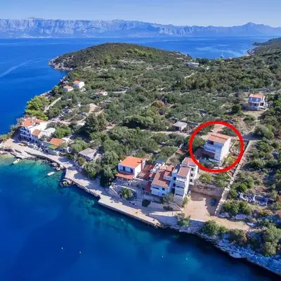 Apartments by the sea Cove Pokrivenik