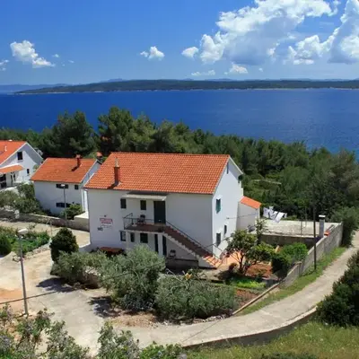 Apartments by the sea Zavala