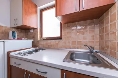 Kuhinja ili čajna kuhinja u objektu Apartment Brela 2752b