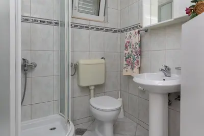 Kupaonica u objektu Apartments with parking space Mimice, Omis - 2805
