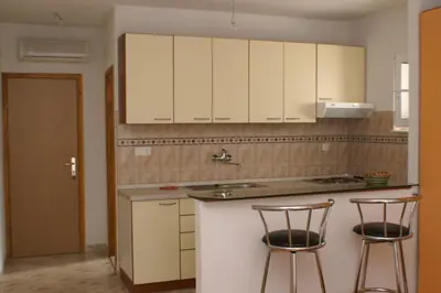 Kuhinja ili čajna kuhinja u objektu Apartments by the sea Milna - Hvar - 3074