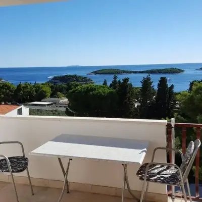 Apartments and Rooms Rogosic